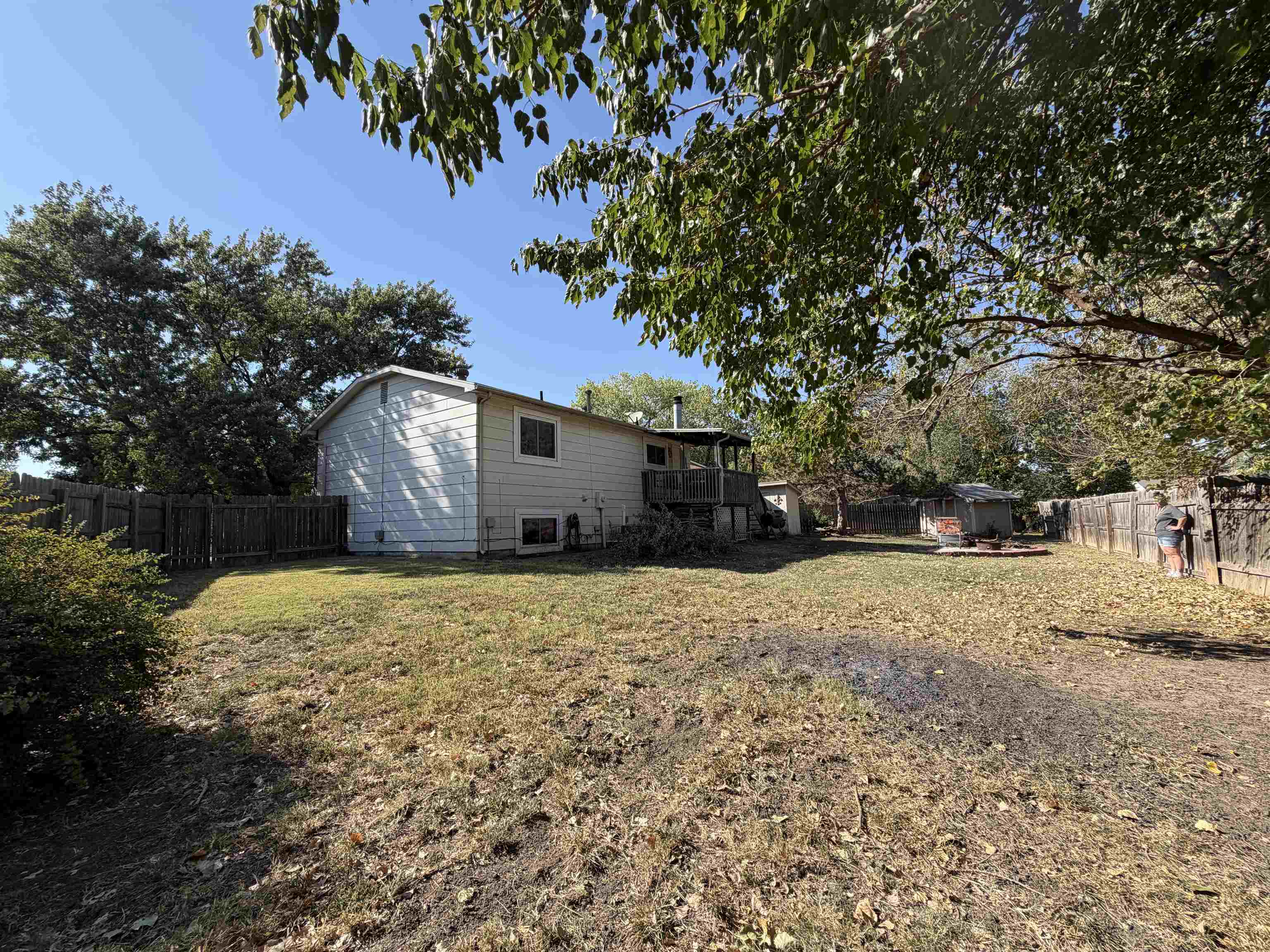 6716 E 30 Ct N Property Photo 3