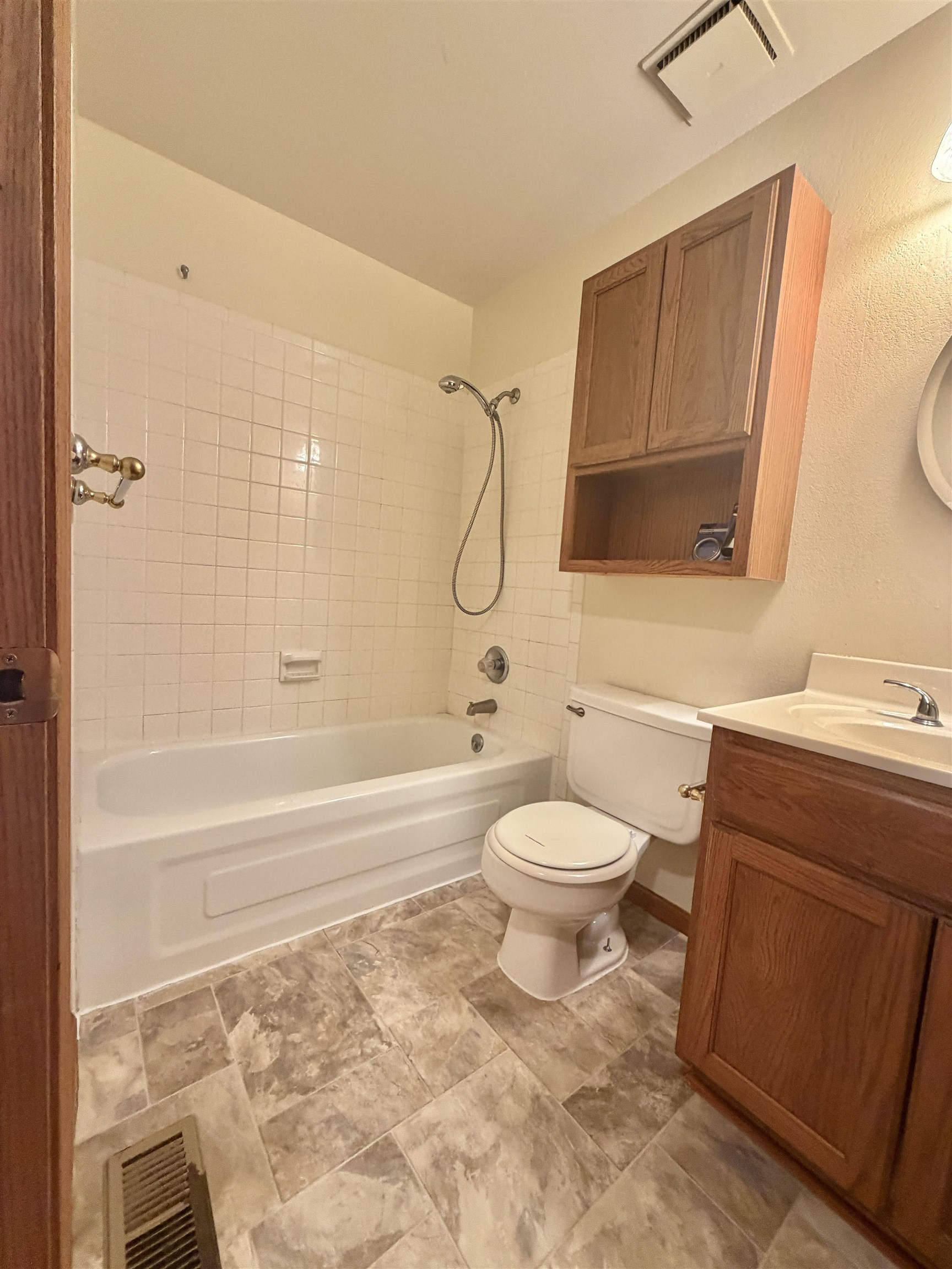 6716 E 30 Ct N Property Photo 12