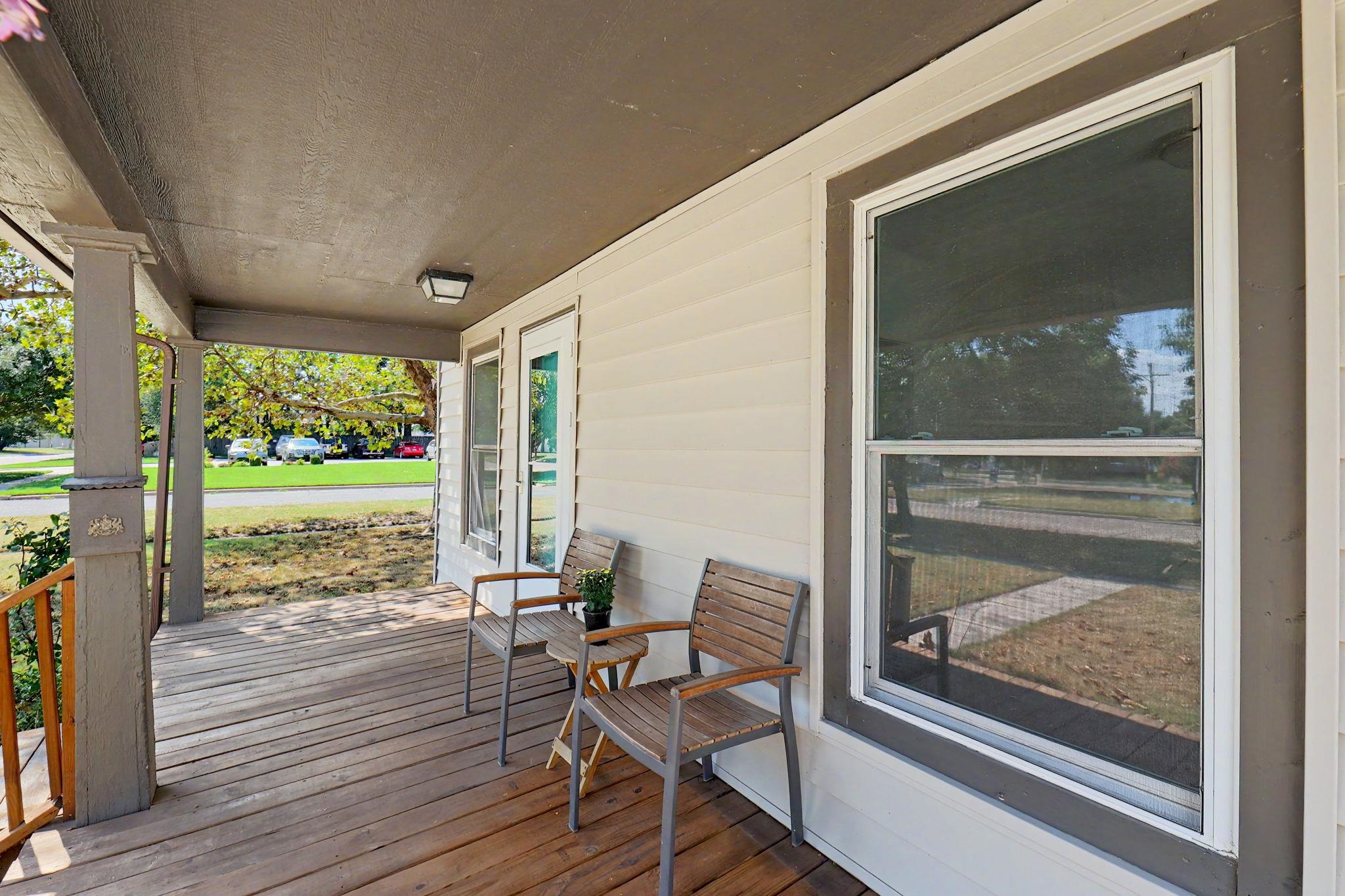303 N Walnut Property Photo 5