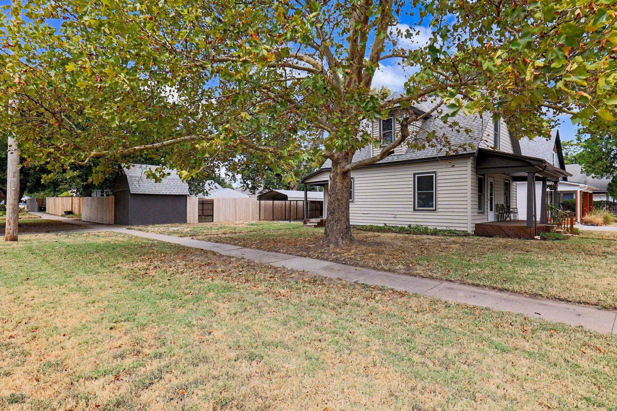 303 N Walnut Property Photo 35