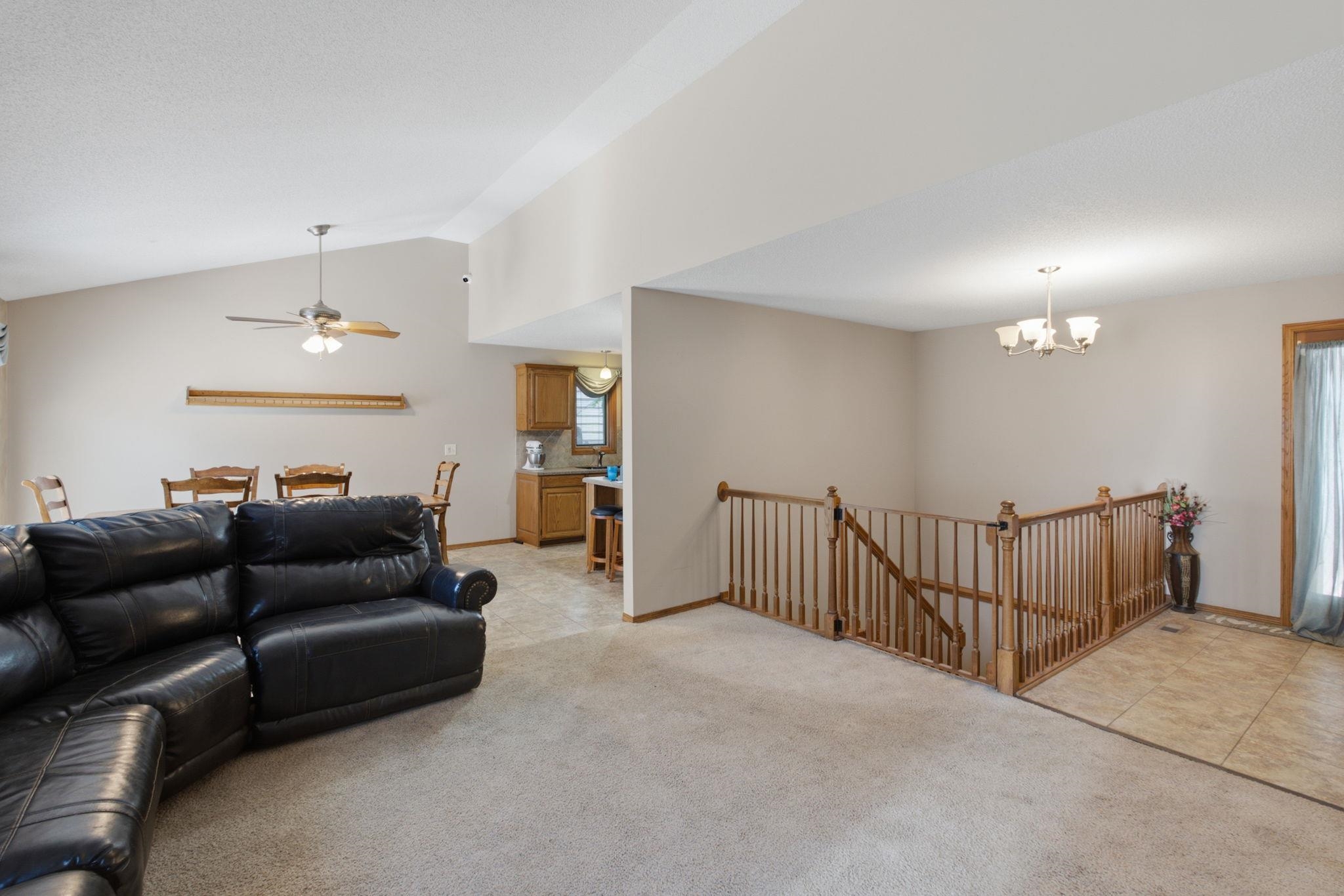 621 E Showalter Property Photo 13