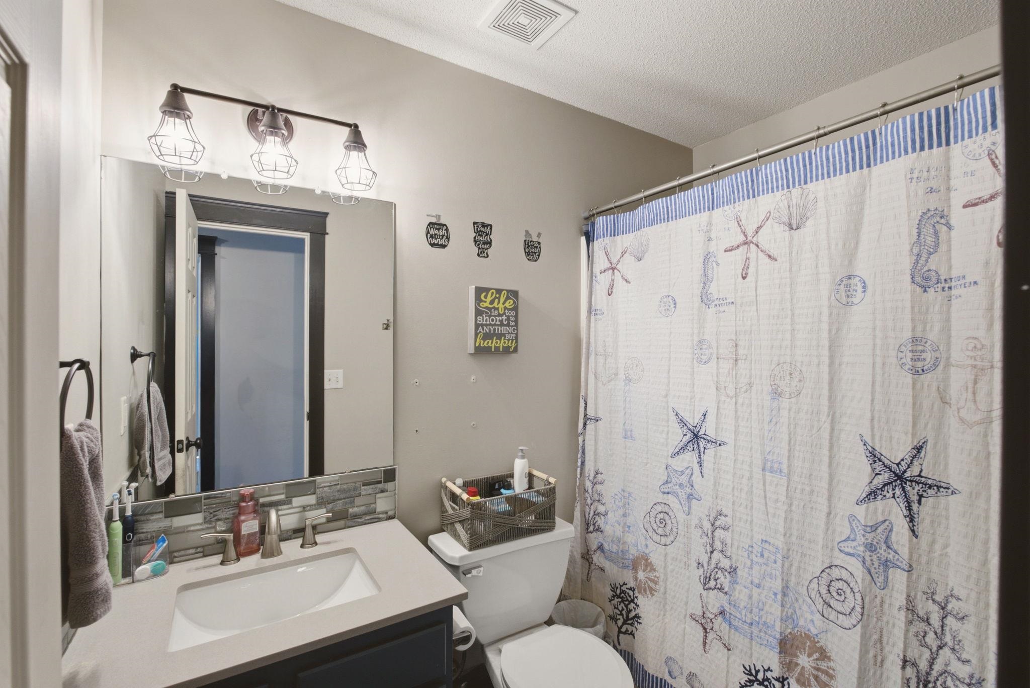 10205 W Haskell Property Photo 16