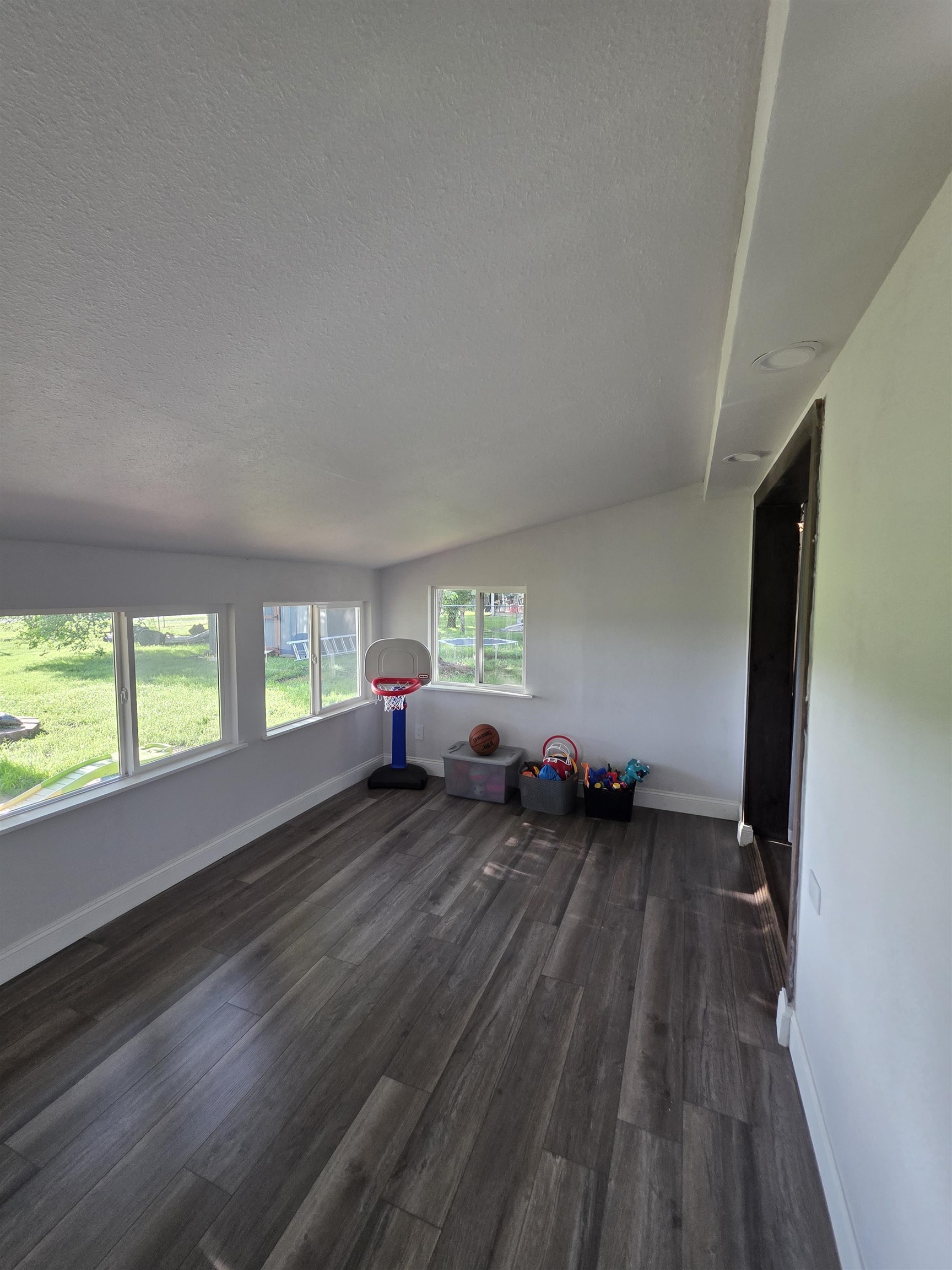 1021 Mccaskey Drive Property Photo 10