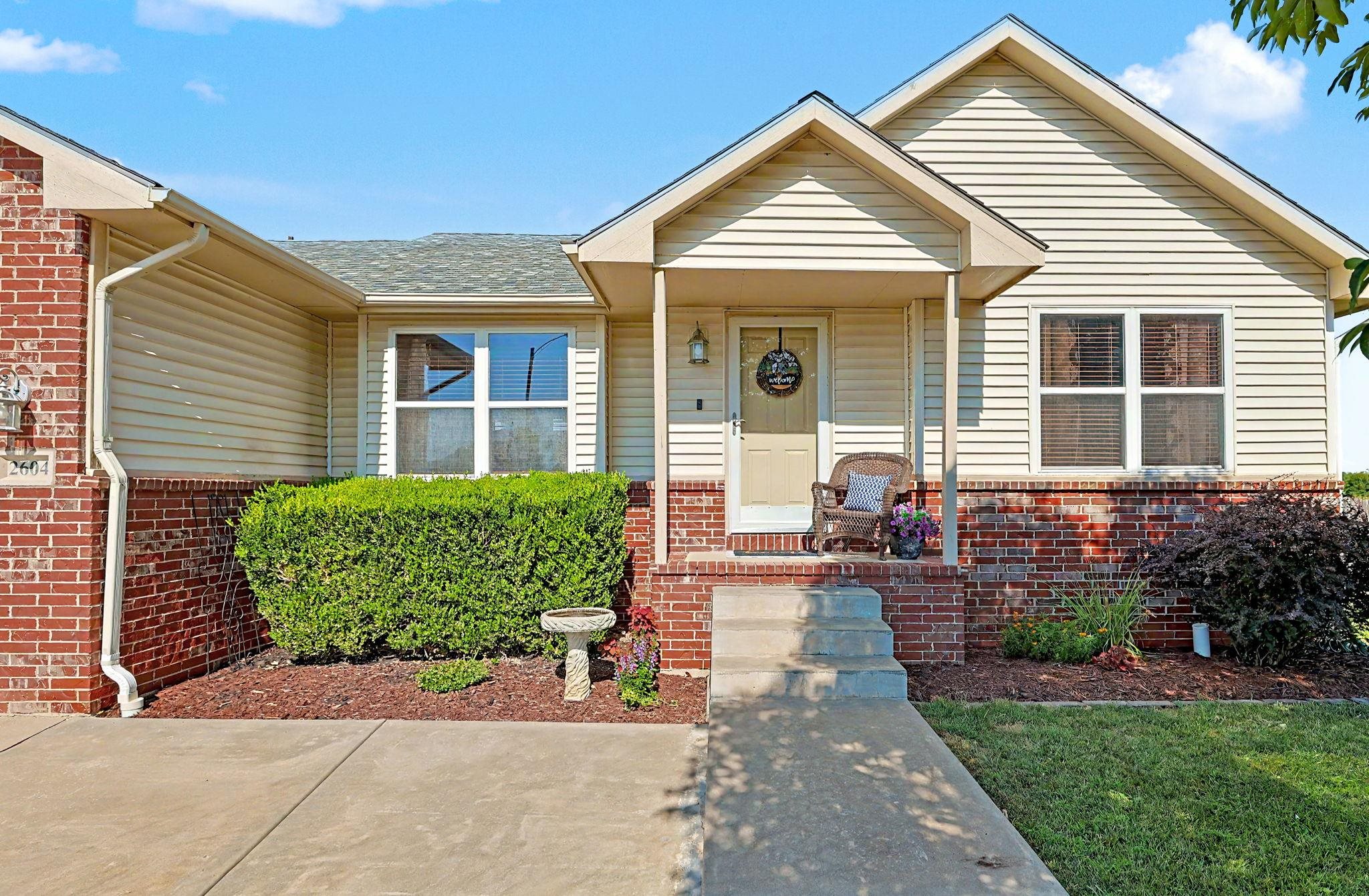 2604 Mainsgate Cir Property Photo 2