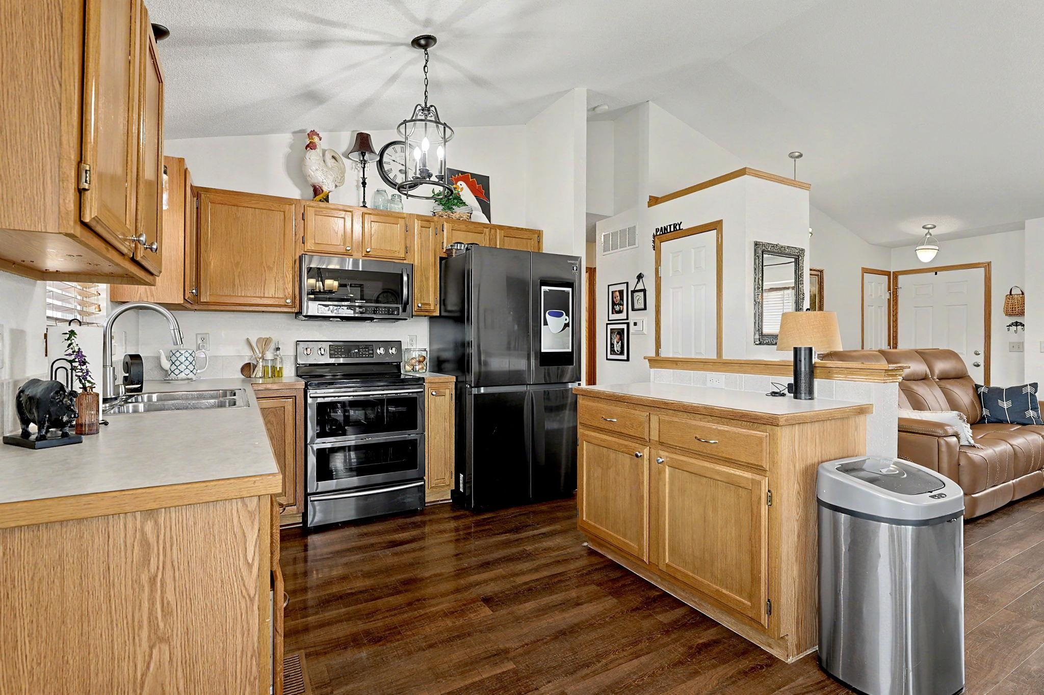 2604 Mainsgate Cir Property Photo 18