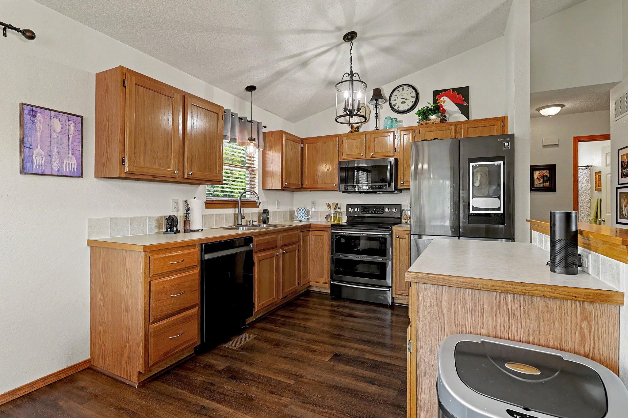 2604 Mainsgate Cir Property Photo 19