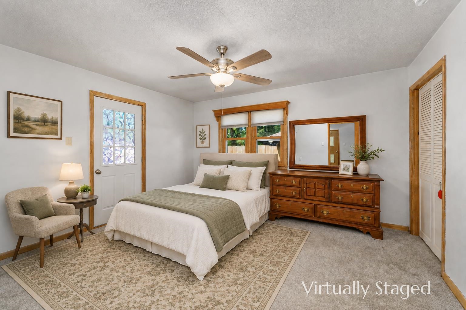2110 Oak St Property Photo 14