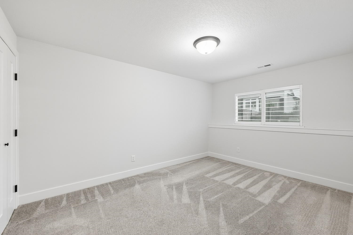 1132 W Ledgestone St Property Photo 28