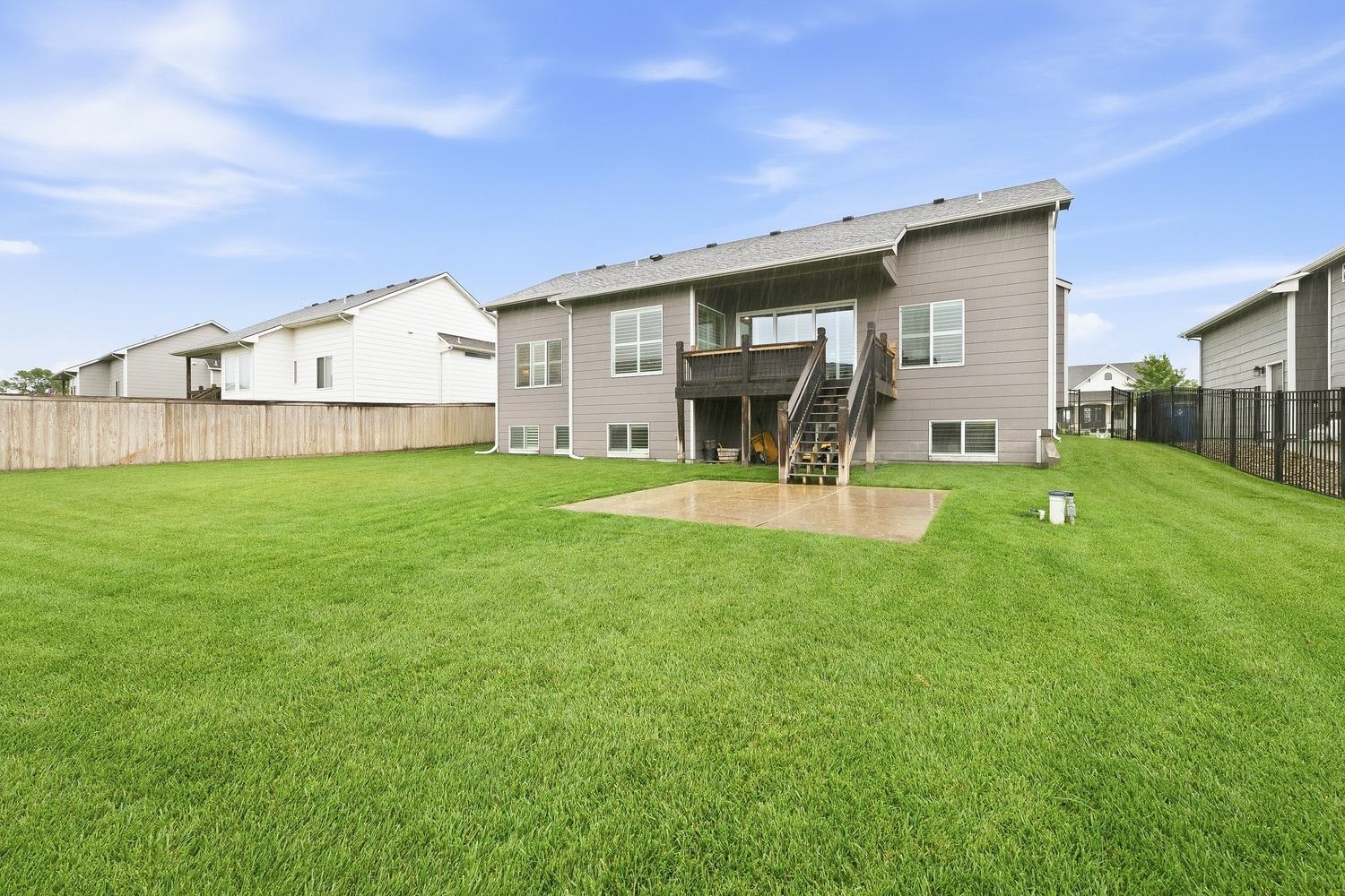 1132 W Ledgestone St Property Photo 35