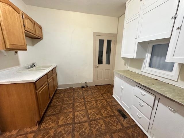 306 S King Property Photo 7