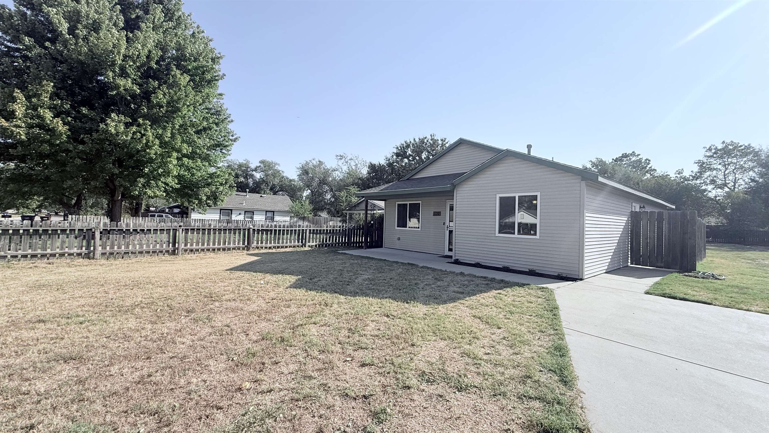 530 N Elder Property Photo 4