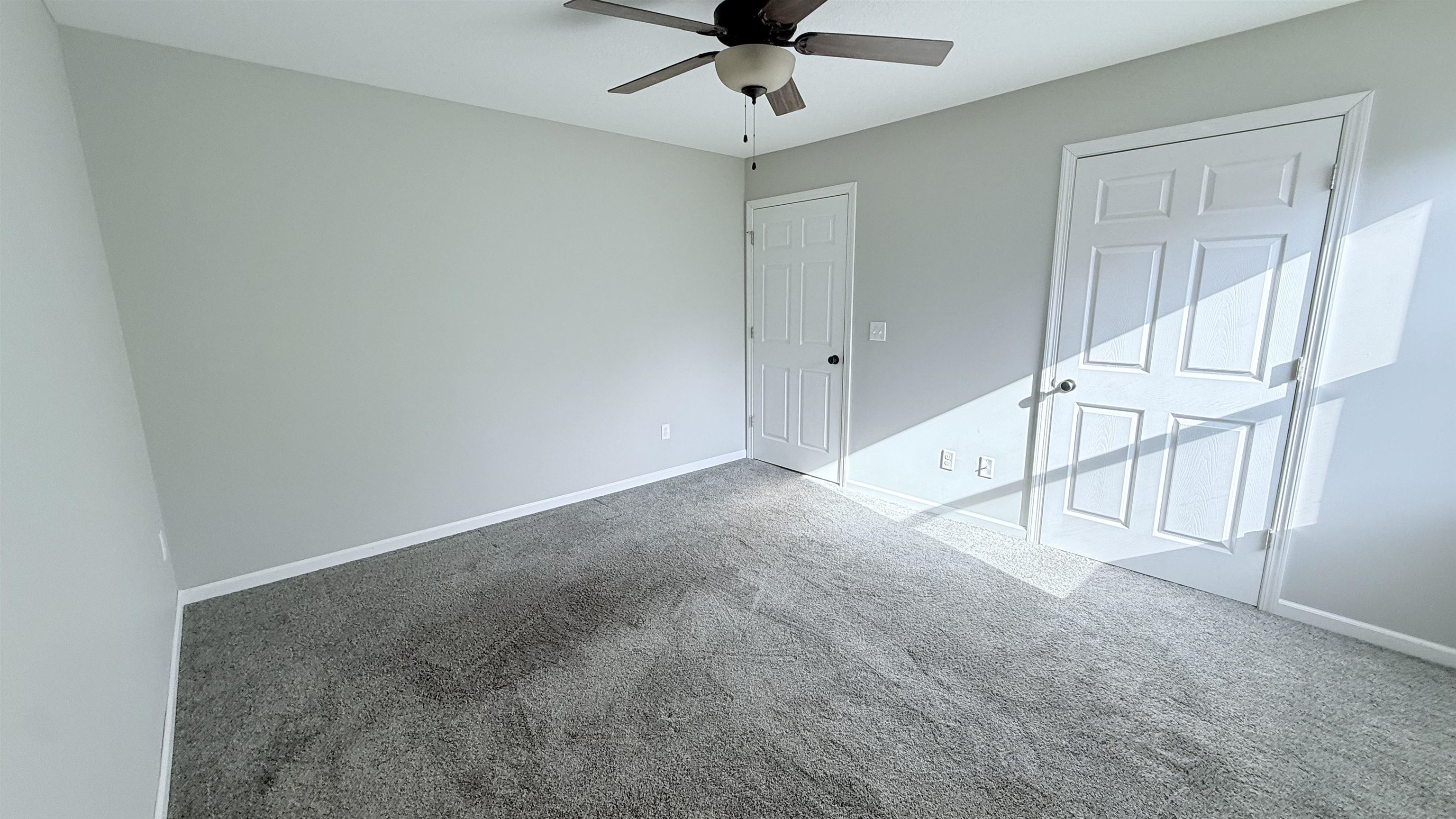 530 N Elder Property Photo 18