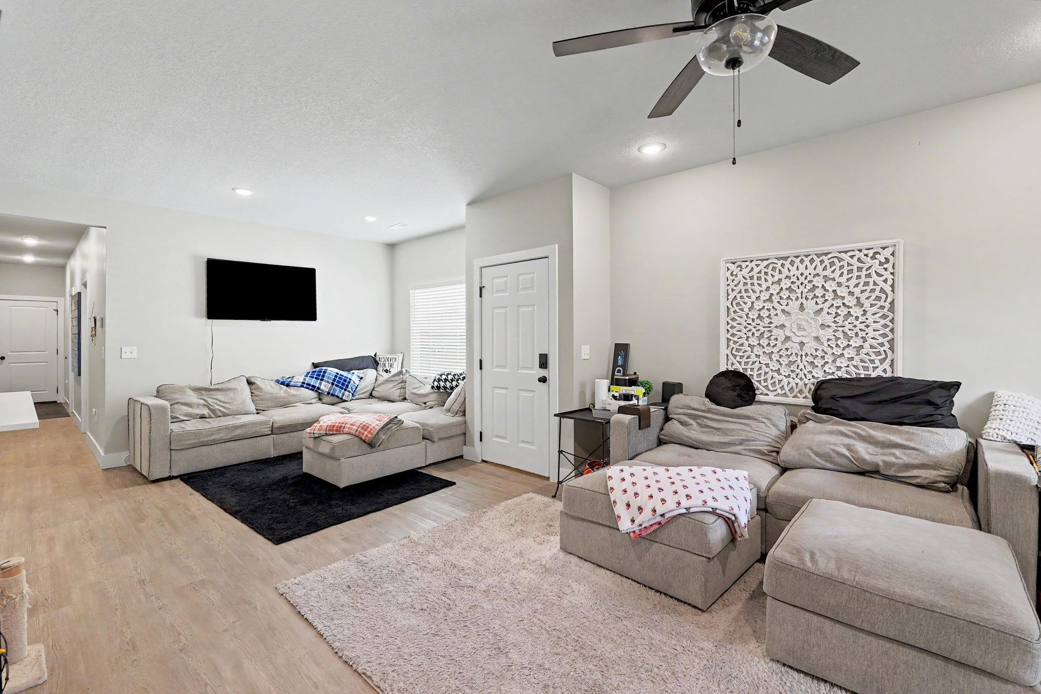 12782/12784 W Wheatland Property Photo 5