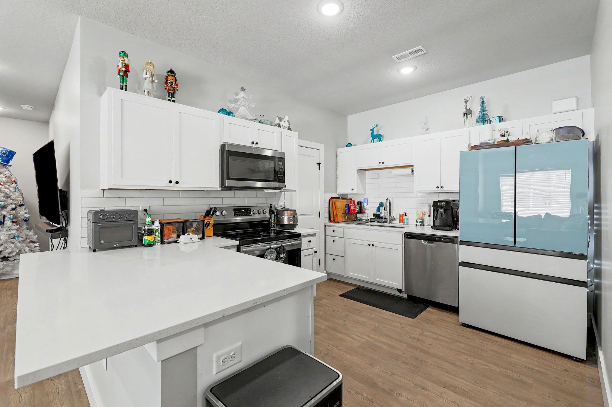 12782/12784 W Wheatland Property Photo 8