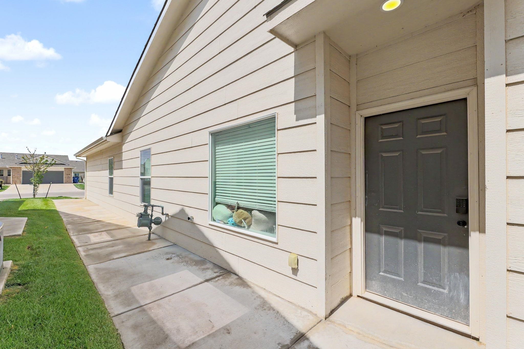 12782/12784 W Wheatland Property Photo 21