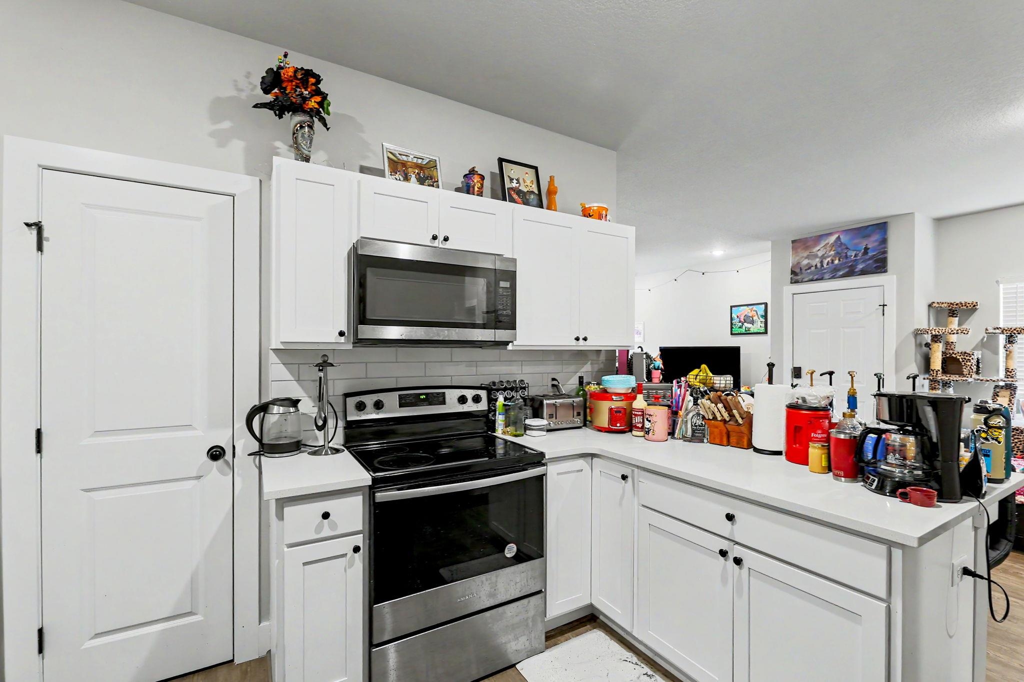 12782/12784 W Wheatland Property Photo 26