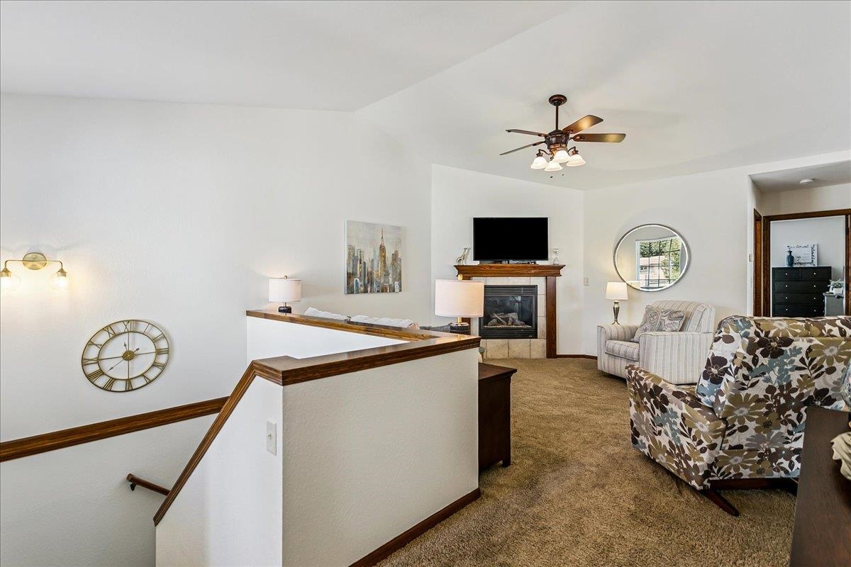 623 W Autumn Ridge Ct. Property Photo 3