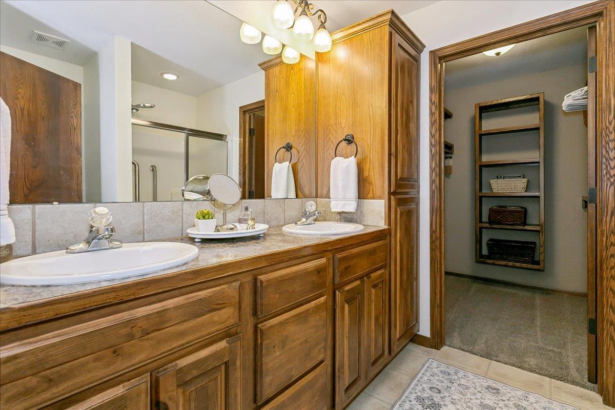 623 W Autumn Ridge Ct. Property Photo 10