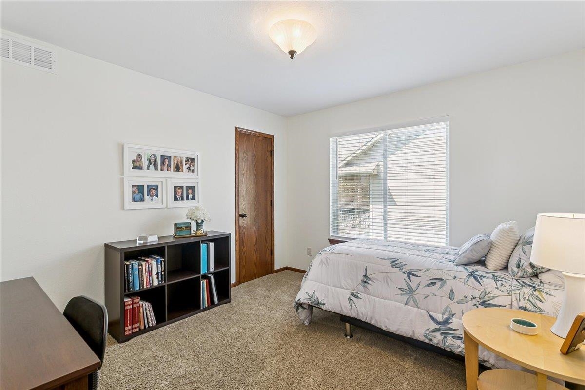 623 W Autumn Ridge Ct. Property Photo 11