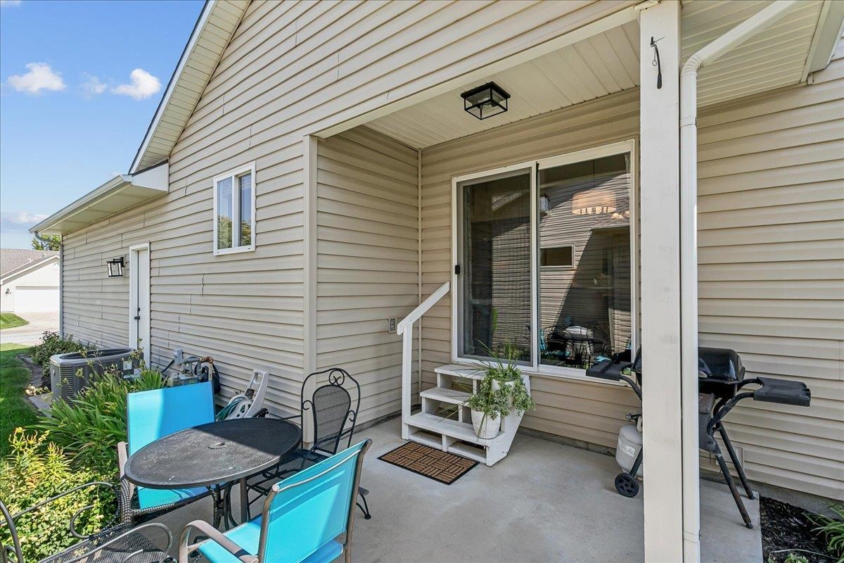 623 W Autumn Ridge Ct. Property Photo 18