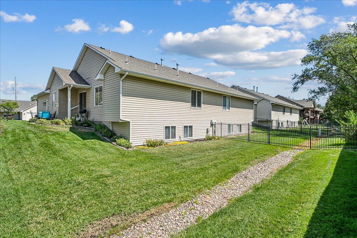 623 W Autumn Ridge Ct. Property Photo 19