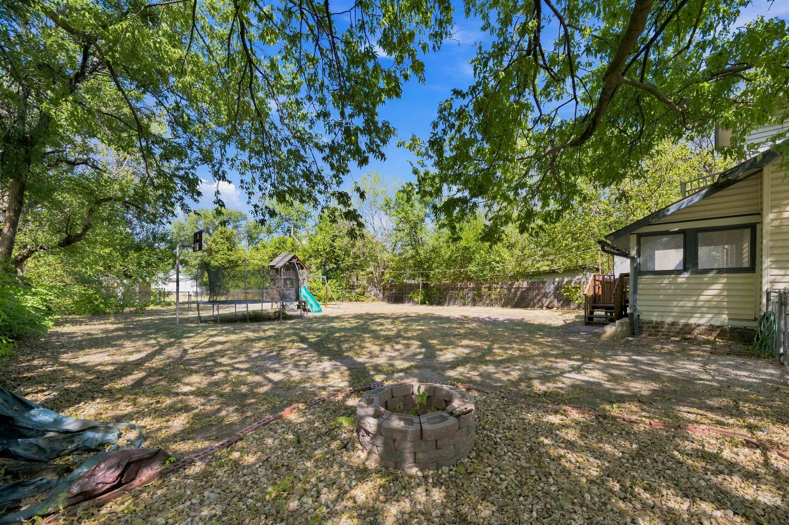 721 S Glenn Ave Property Photo 26