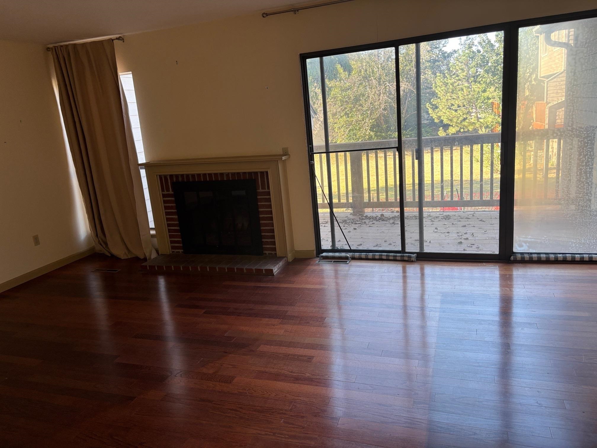 2221 N Bramblewood Property Photo 9