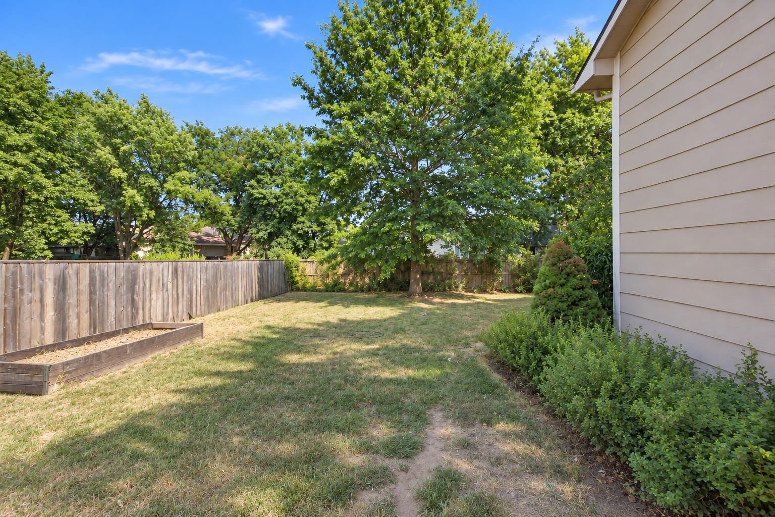 1430 N Judith St Property Photo 8