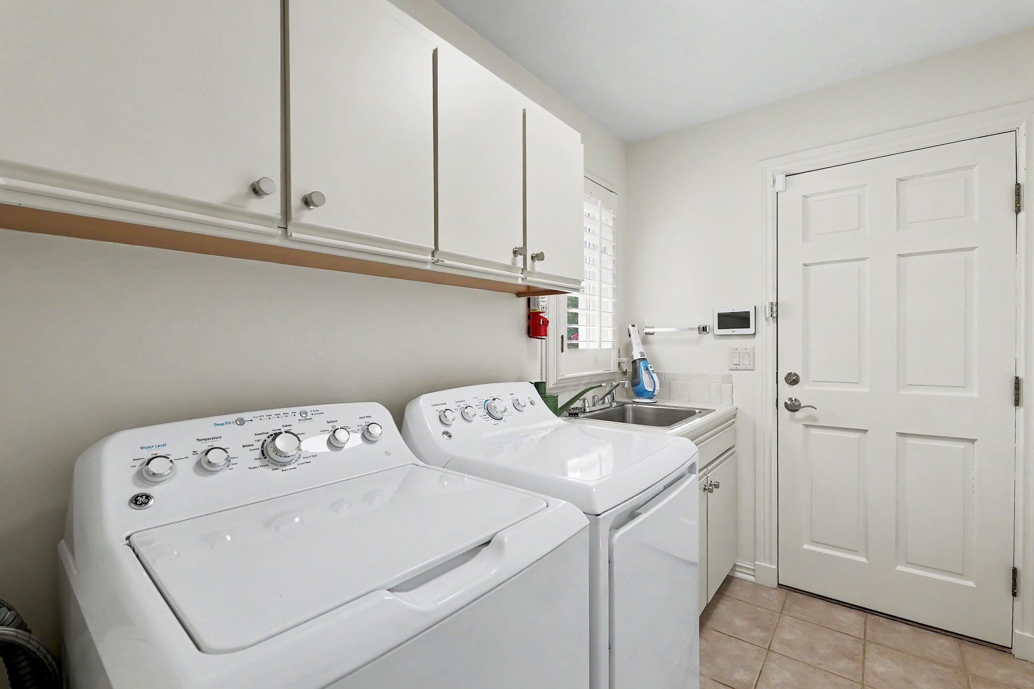 9130 E Woodspring St Property Photo 18