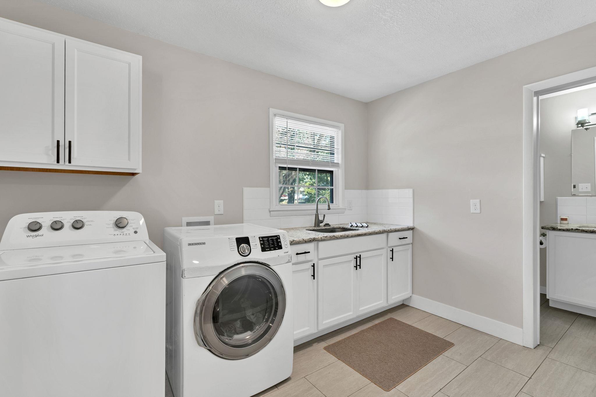 4051 N Harding Property Photo 19