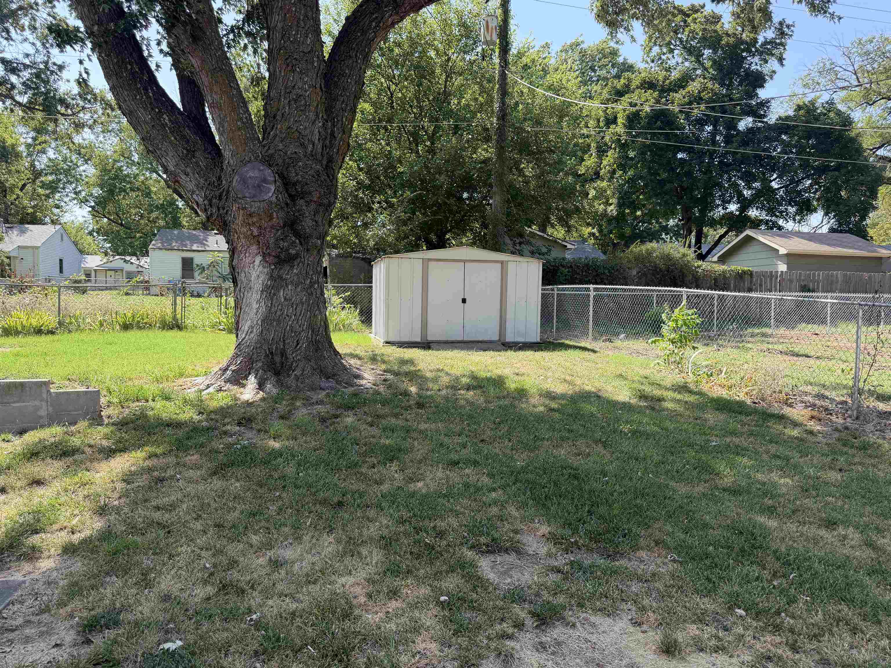 833 N Kokomo Property Photo 4