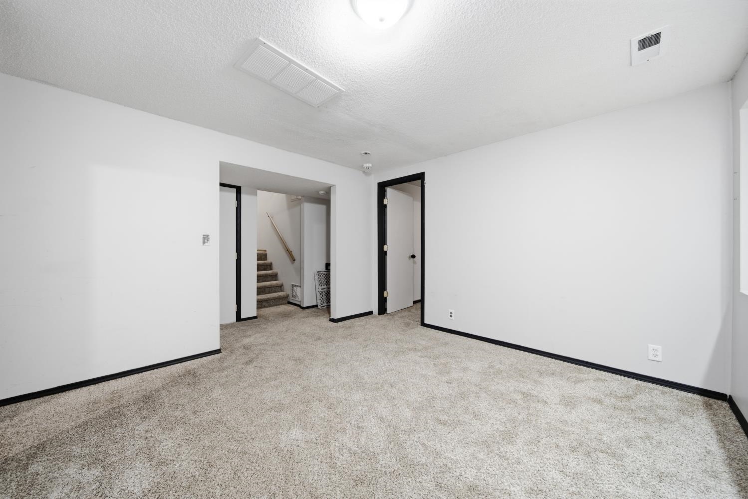 1607 S Lark Ct Property Photo 21