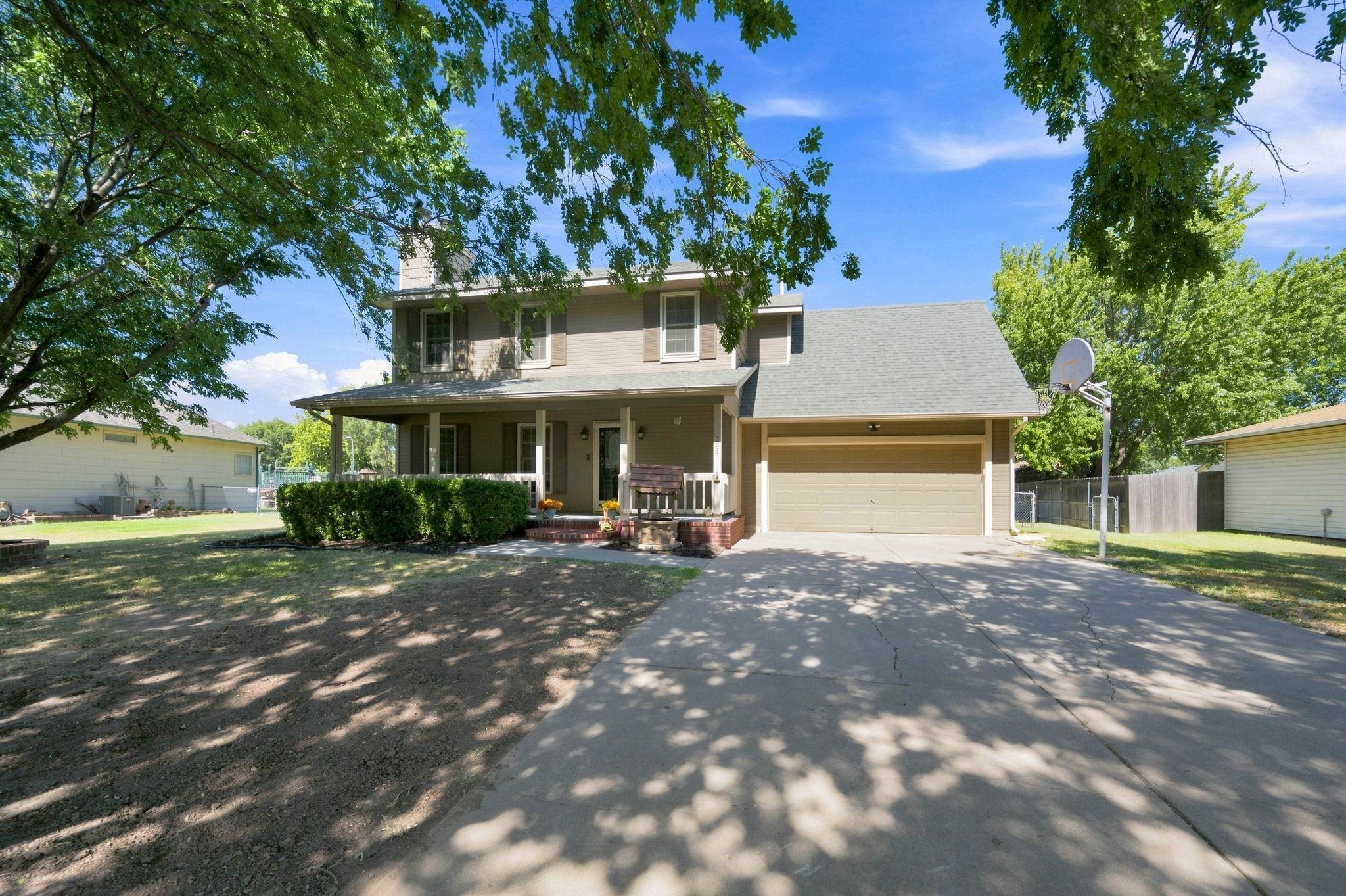 224 W Swanee Dr Property Photo 3