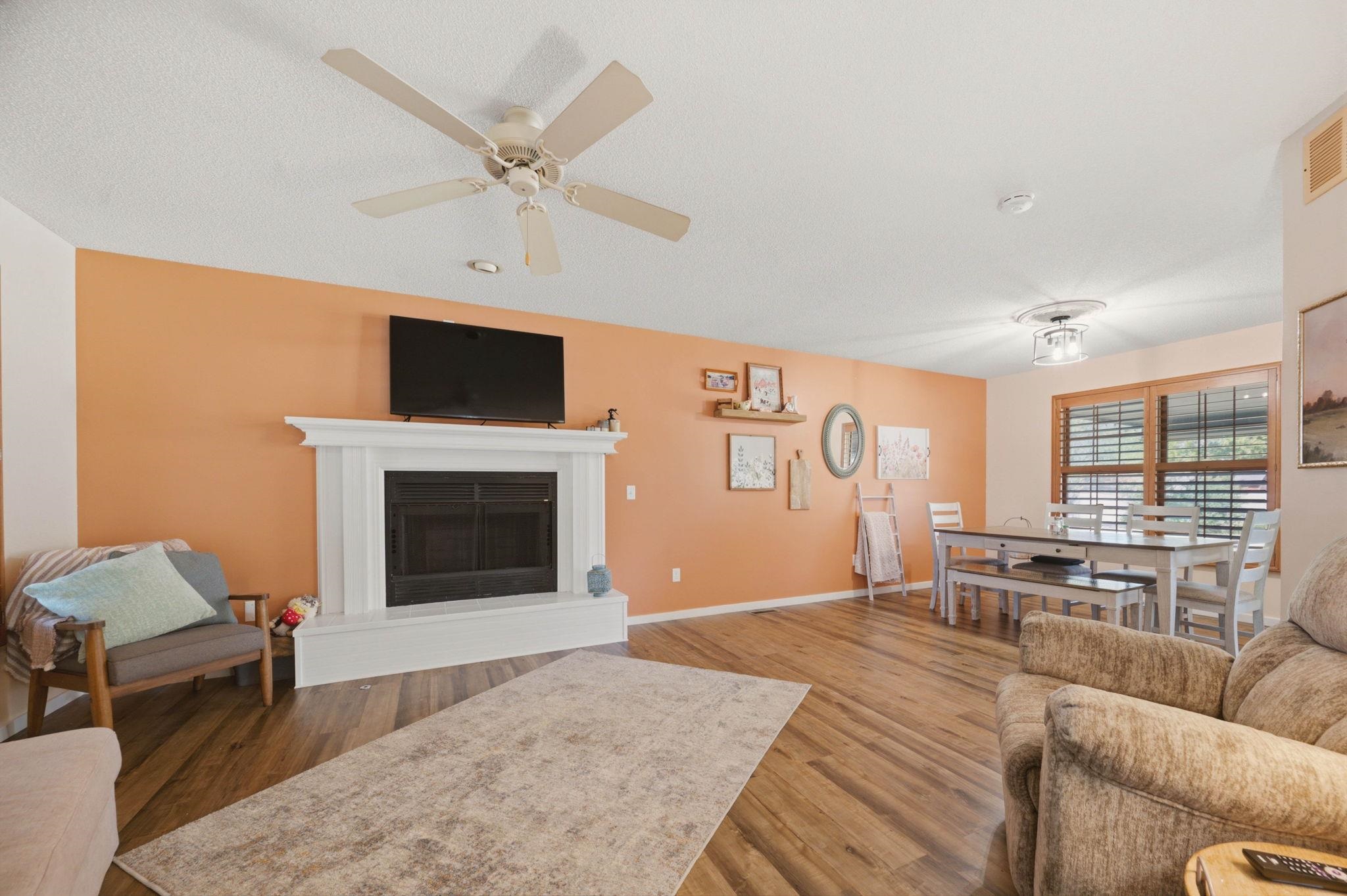224 W Swanee Dr Property Photo 6