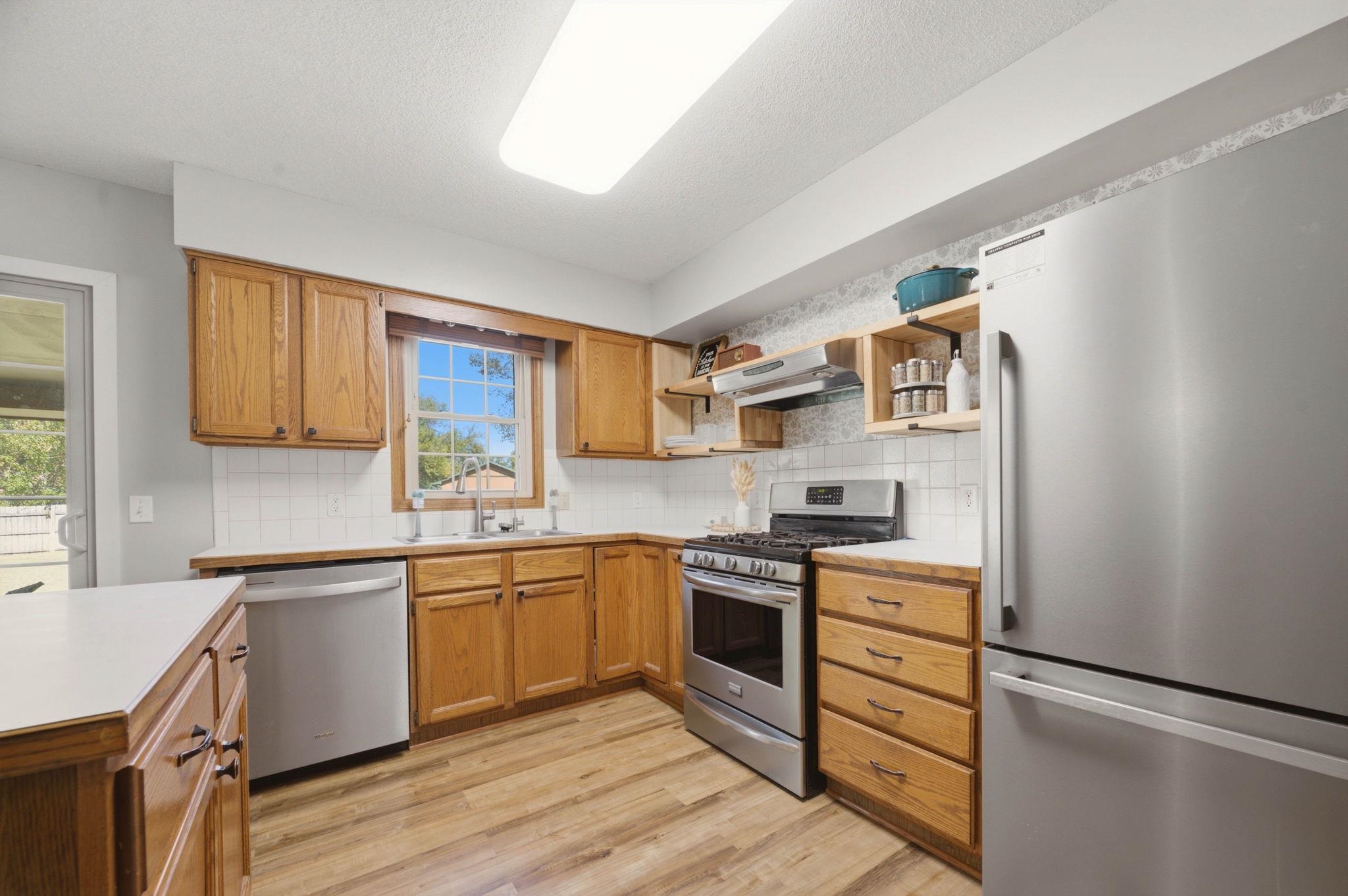 224 W Swanee Dr Property Photo 12