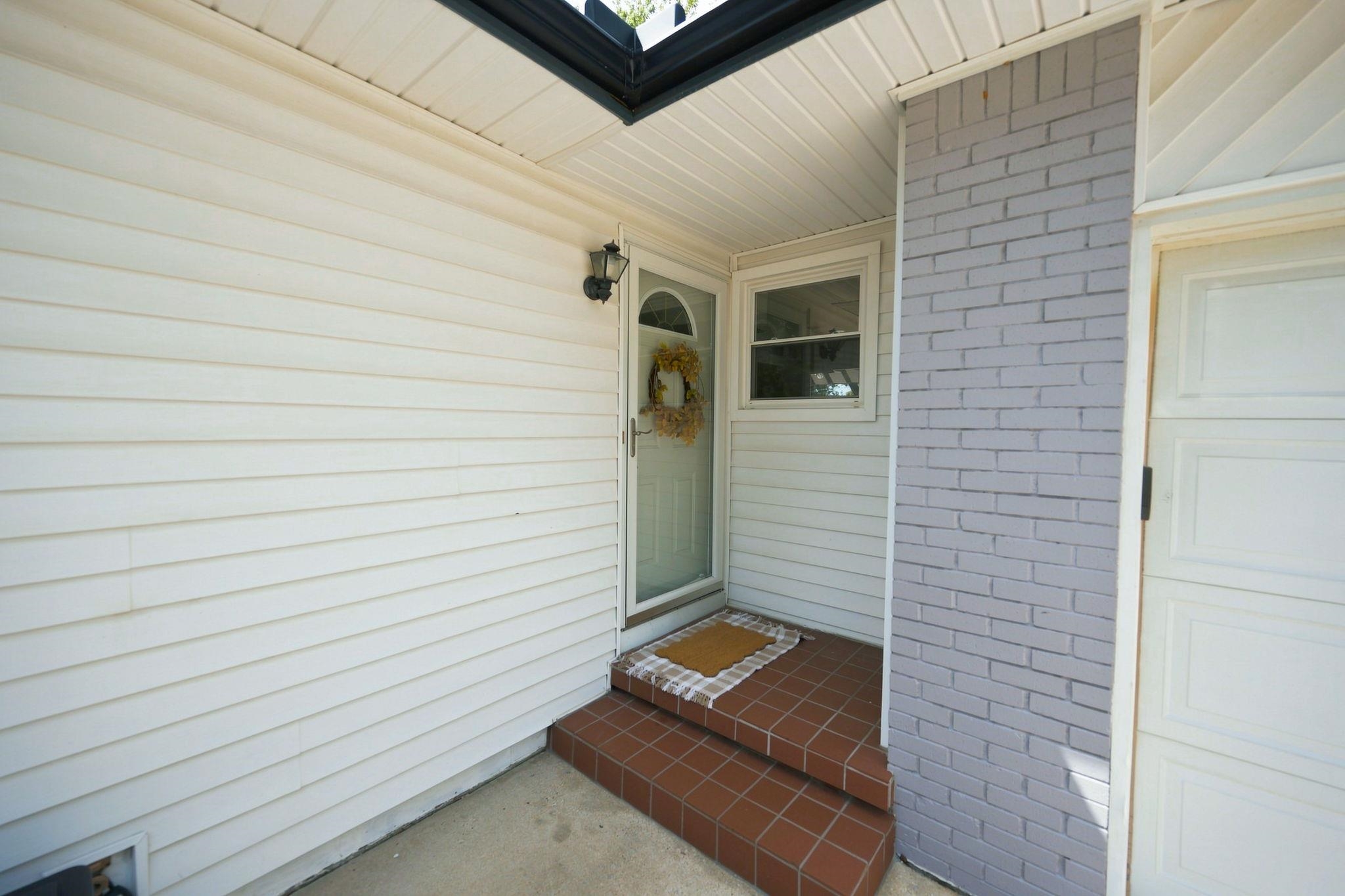 1535 N Timothy Property Photo 3