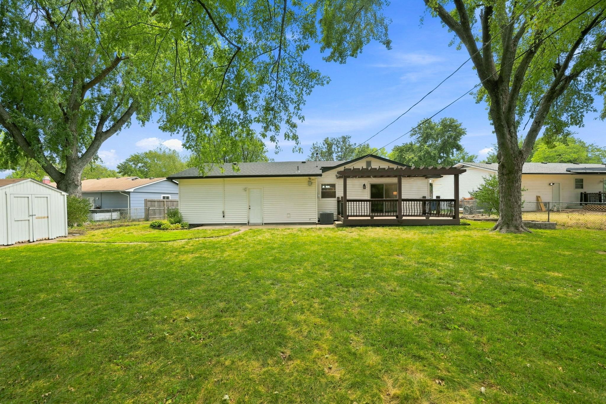 1535 N Timothy Property Photo 23