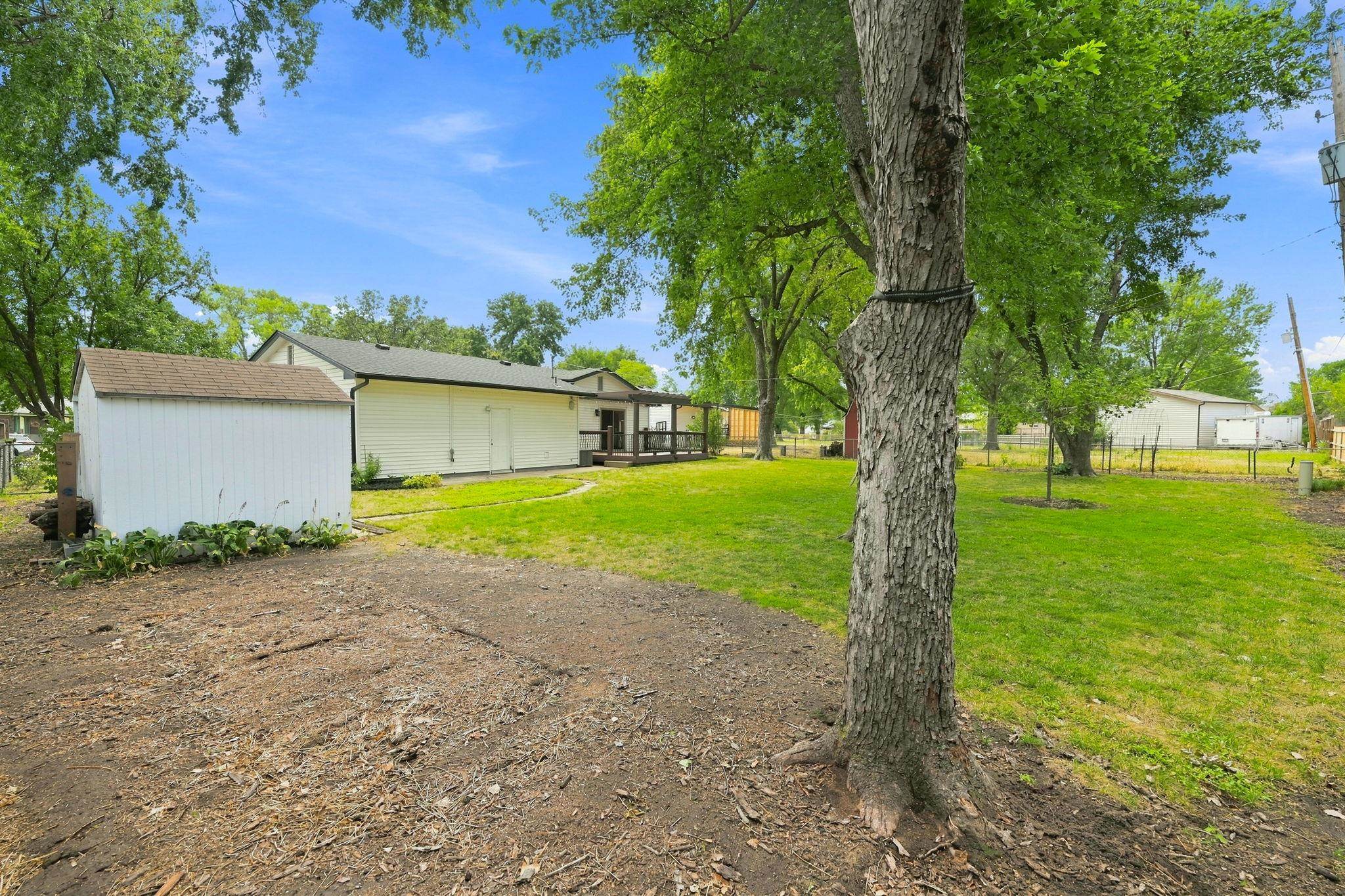 1535 N Timothy Property Photo 28