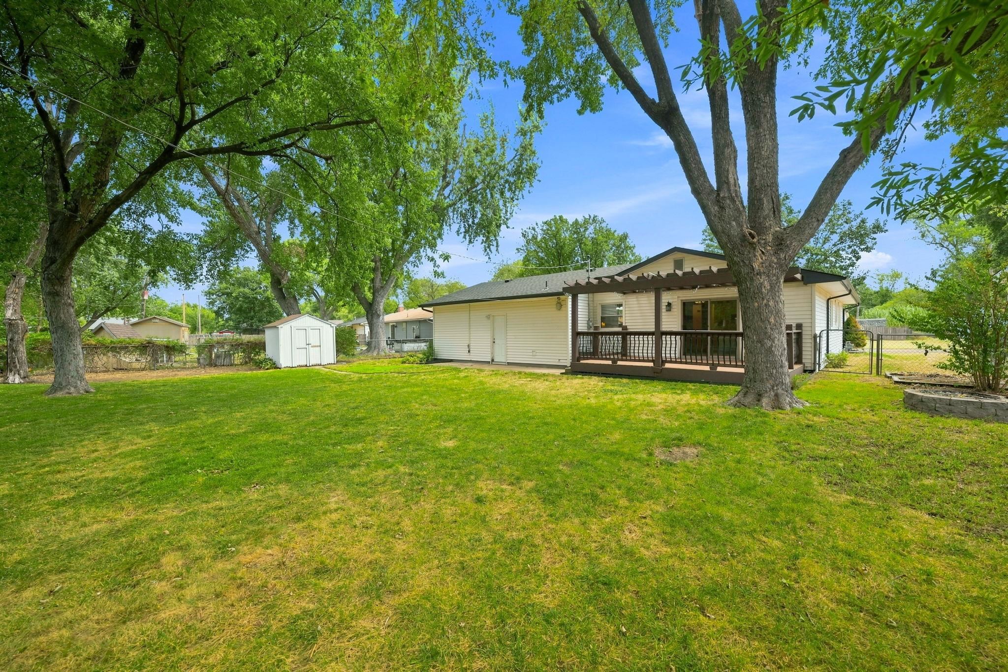 1535 N Timothy Property Photo 29