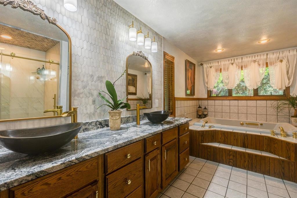 2457 Haven Dr. Property Photo 13