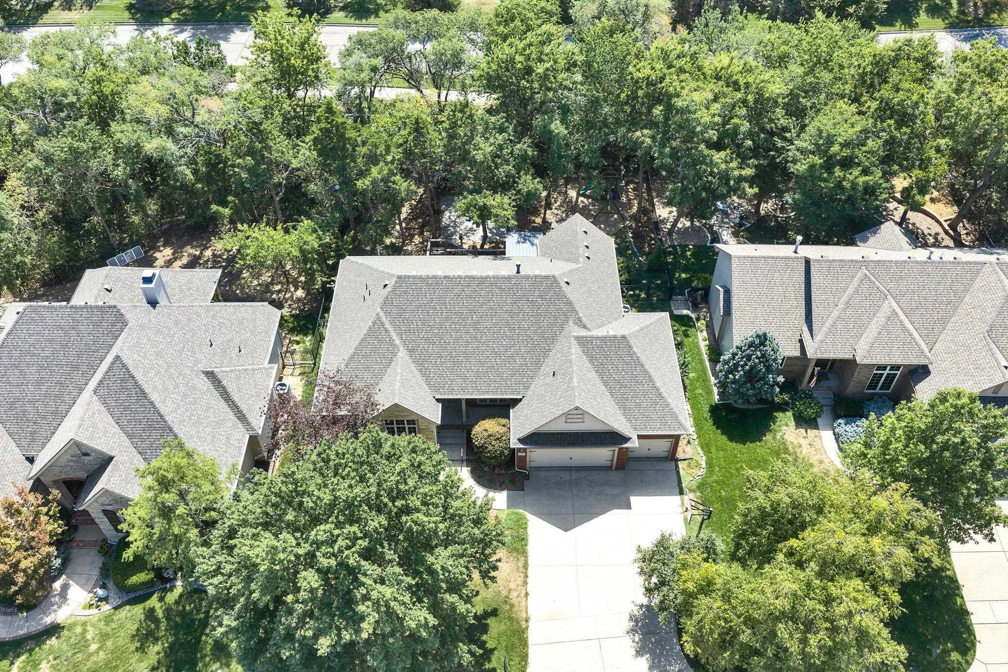 2405 N Peckham Court Property Photo 2