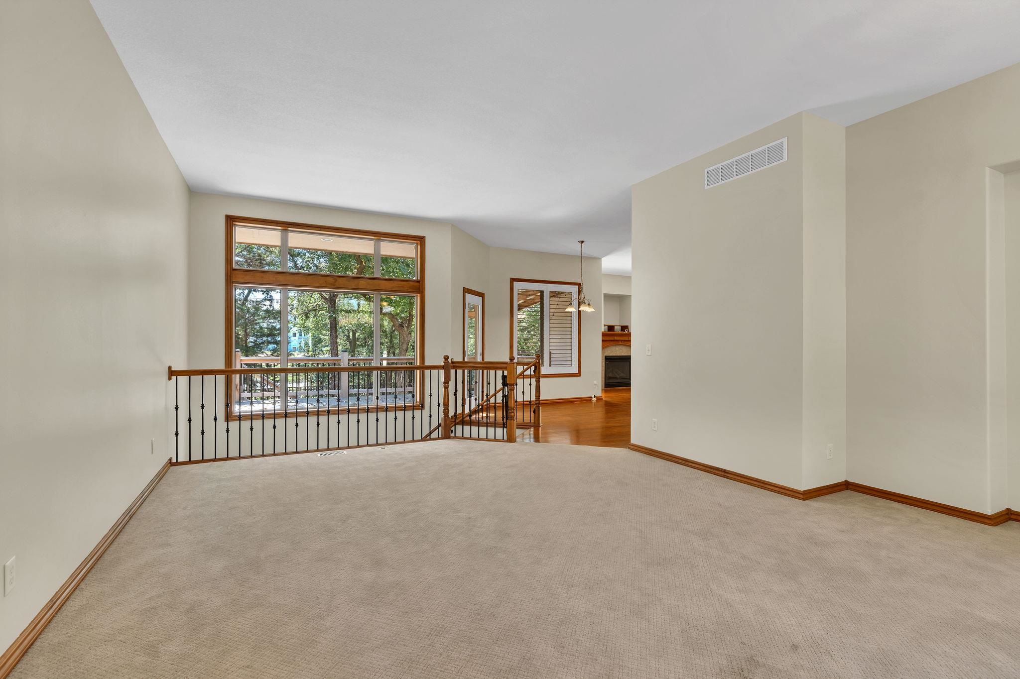 2405 N Peckham Court Property Photo 5