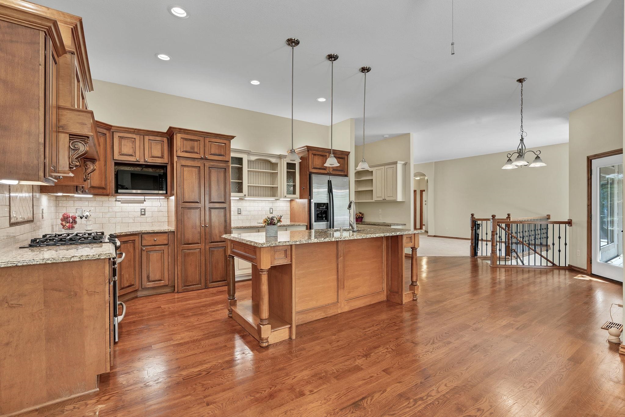 2405 N Peckham Court Property Photo 17