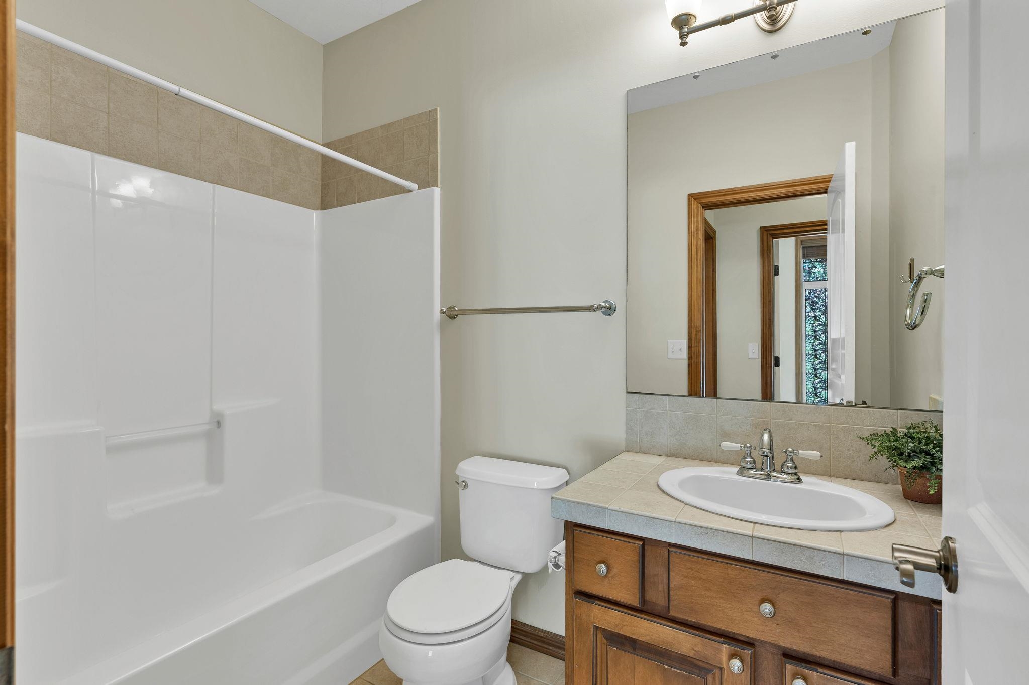 2405 N Peckham Court Property Photo 24