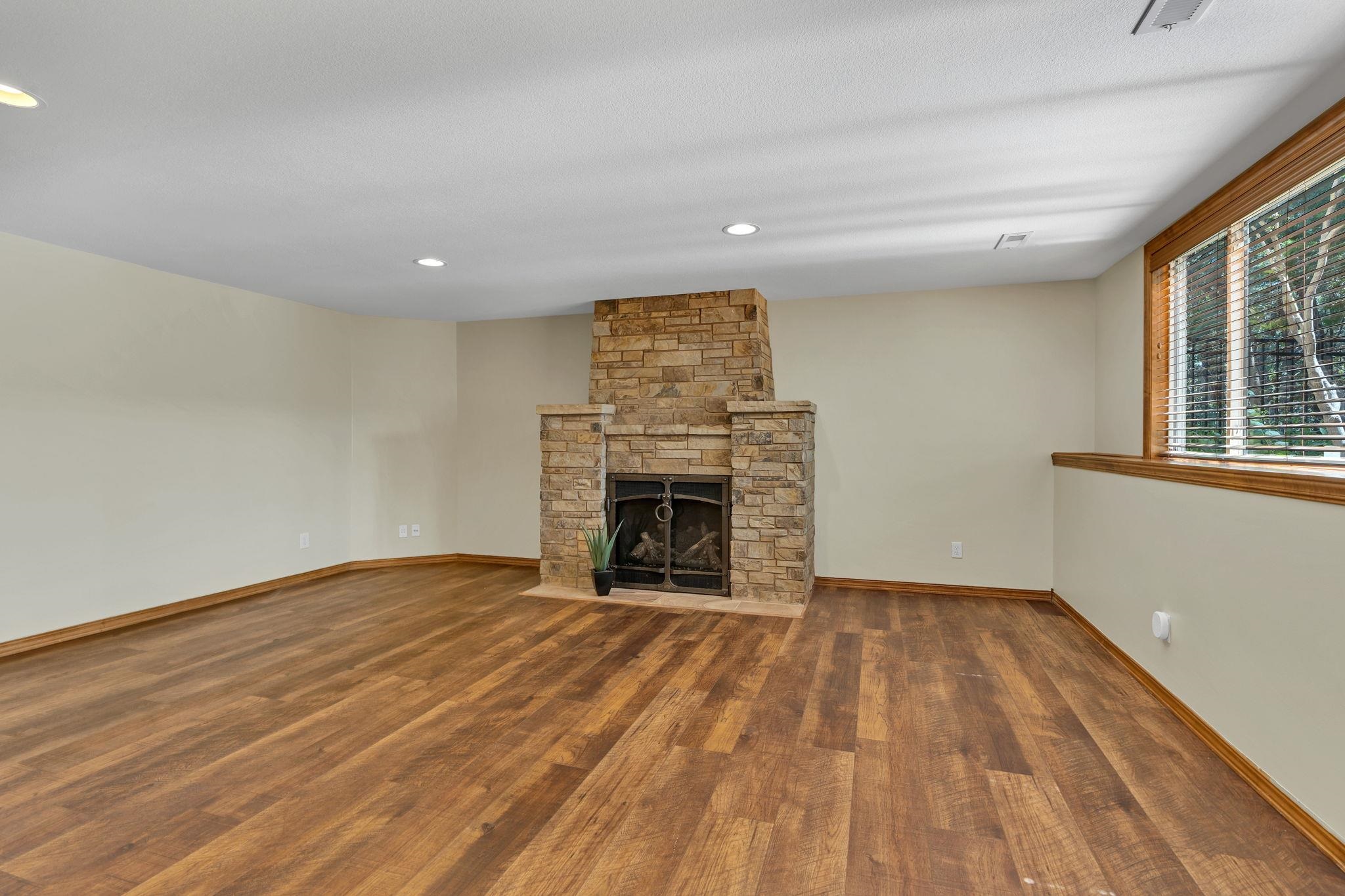 2405 N Peckham Court Property Photo 25