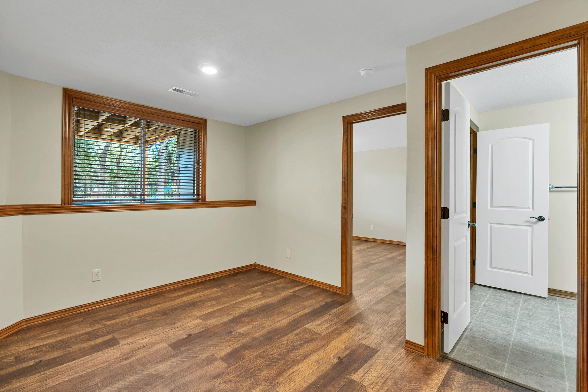 2405 N Peckham Court Property Photo 30