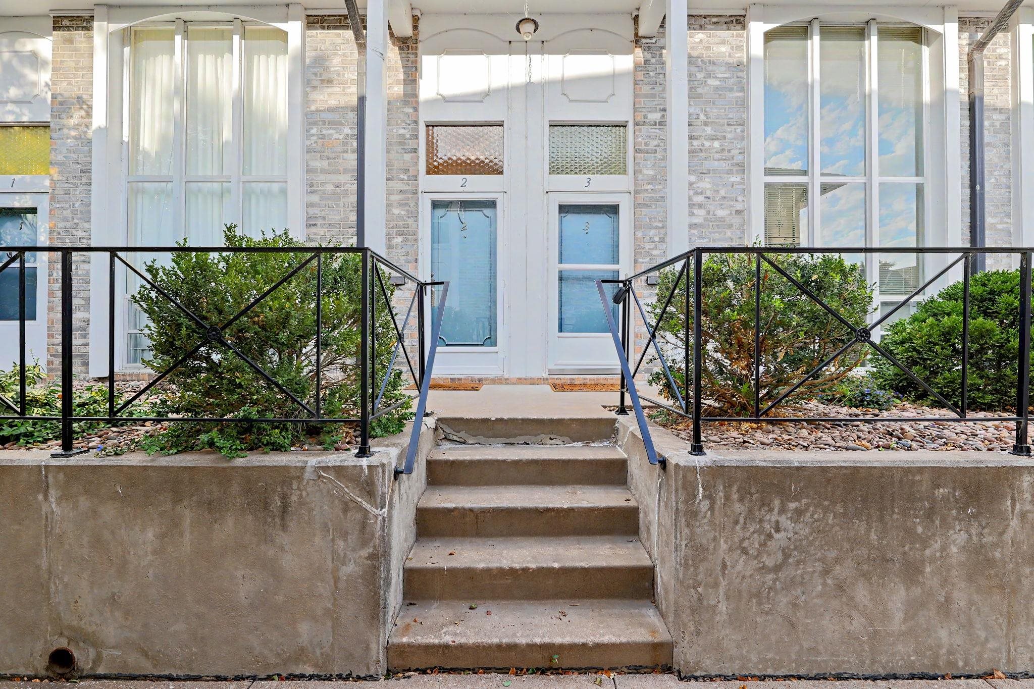 725 N Stackman Dr. #3 Property Photo 1