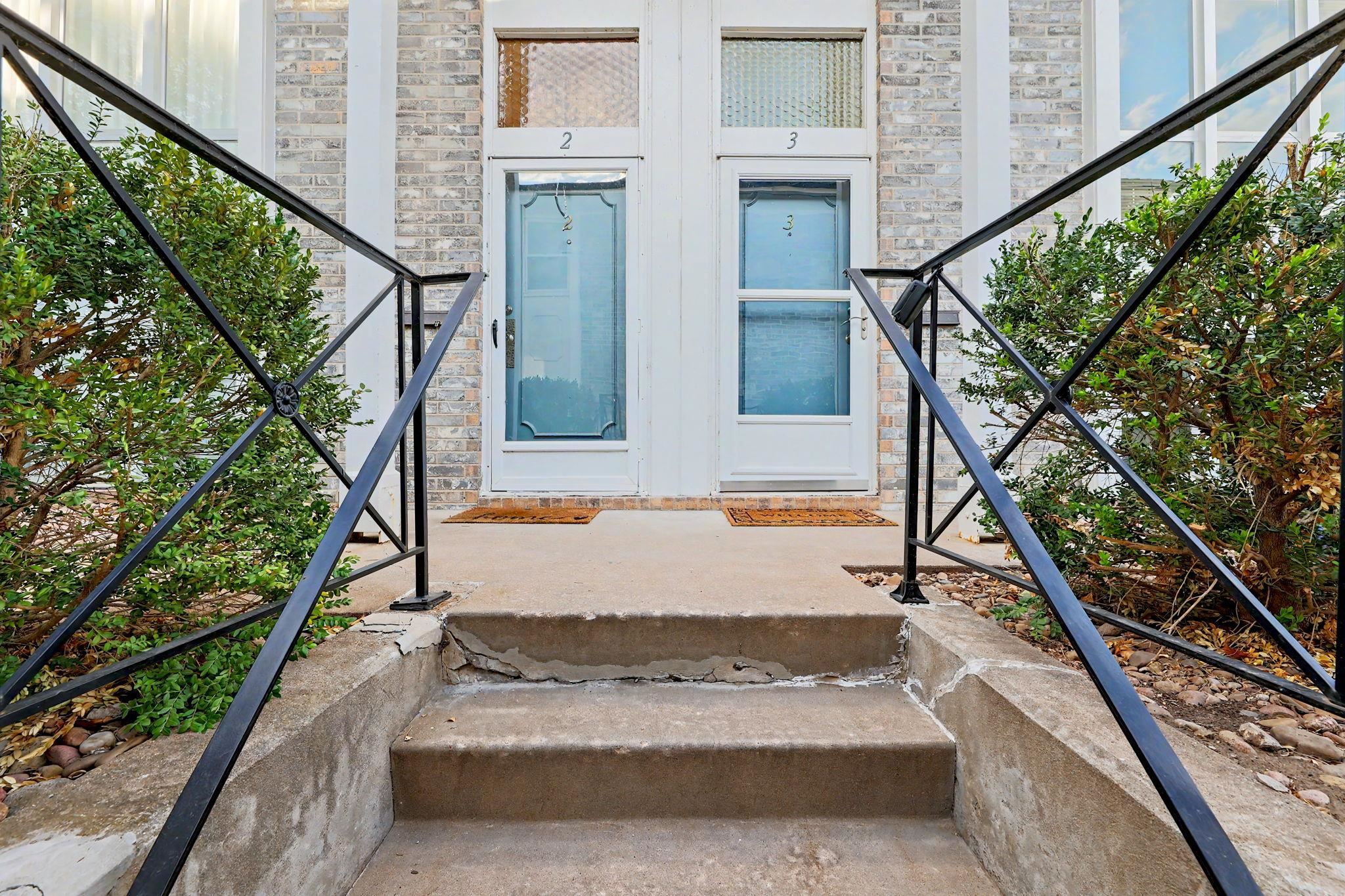 725 N Stackman Dr. #3 Property Photo 2