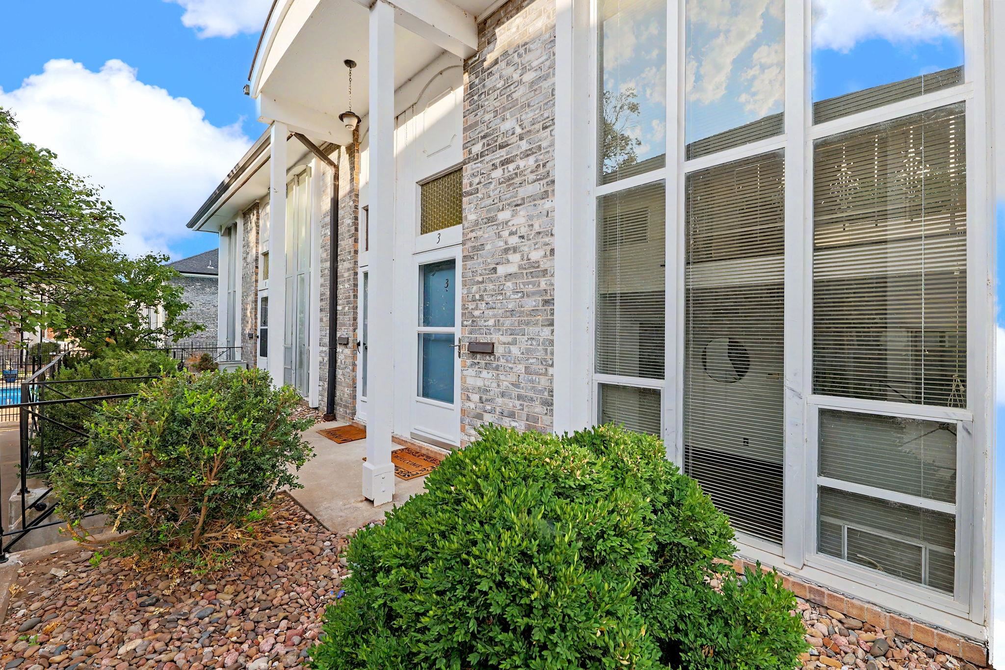 725 N Stackman Dr. #3 Property Photo 6