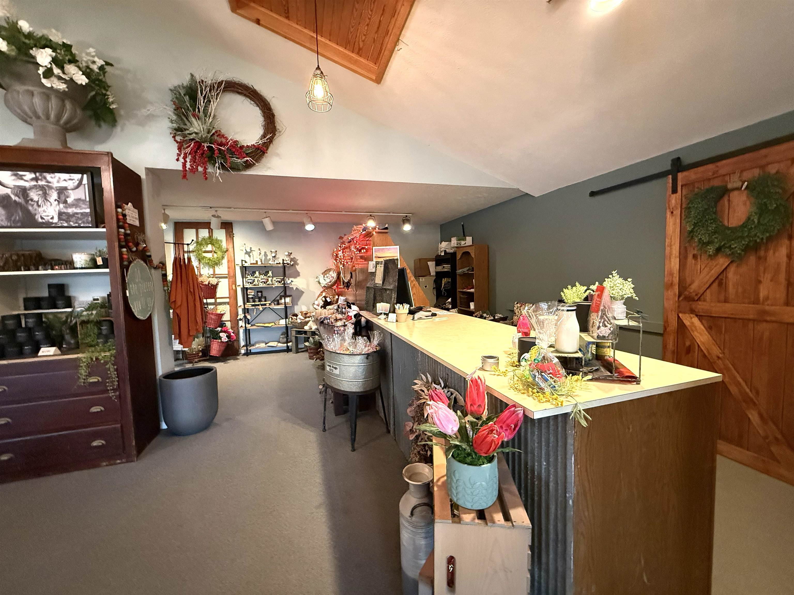 421 N Spruce Street Property Photo 4
